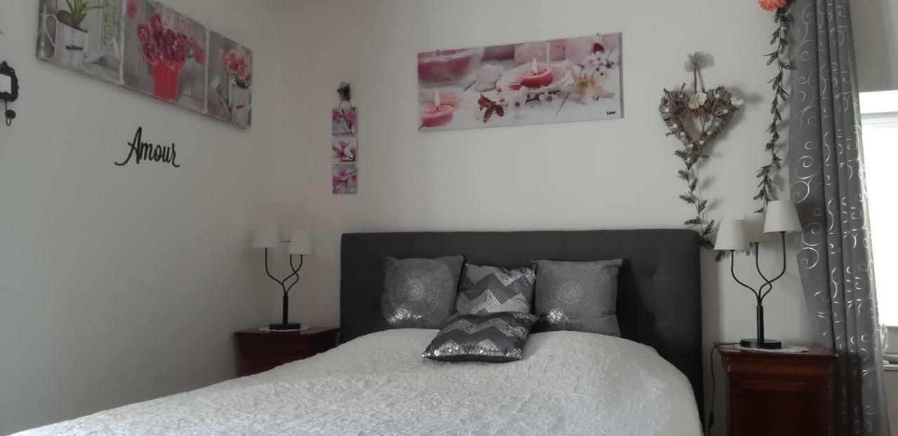 Les Orchidees Chambre Hotes Futuroscope Chasseneuil Poitiers Jaunay-Clan ภายนอก รูปภาพ